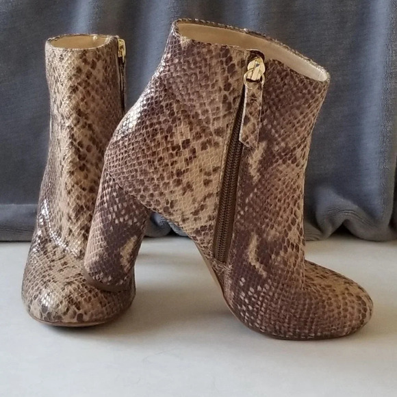 INC Snake Skin Style Women's Zip Ankle Boots 5M - Picture 1 of 8